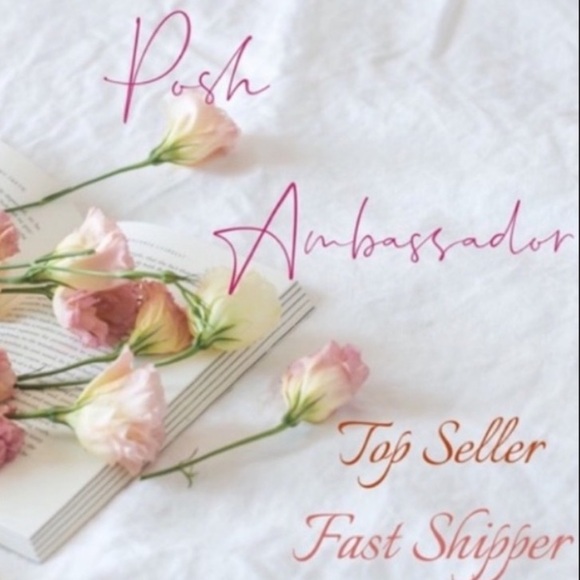 Capris, Workout:Leggings XOXO, Black with side pockets, Size Large - Picture 10 of 16